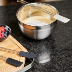 Rösle Smalle Pannenlikker 26 Cm Silicone Wit 7 Rösle Smalle Pannenlikker 26 Cm Silicone Wit -De Bakkerij Winkel 12475 03