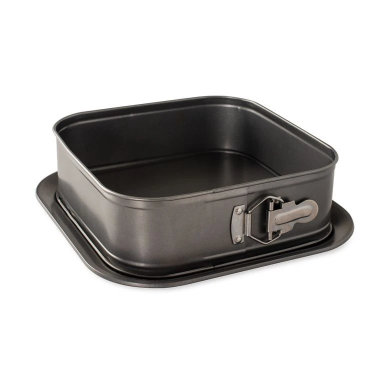 Nordic Ware Vierkante Springvorm 23,9 X 23,9 Cm Carbonstaal 3 Nordic Ware Vierkante Springvorm 23,9 X 23,9 Cm Carbonstaal