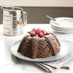 Nordic Ware Marquee Tulbandvorm Gietaluminium -De Bakkerij Winkel marque bundt berries 04 780x780