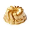 Nordic Ware Pirouette Bundt Goud Aluminium -De Bakkerij Winkel nordic ware pirouette bundt goud aluminium