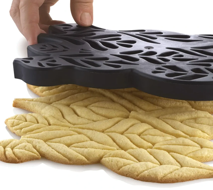 Silikomart Voila Cookie Leaves Uitsteker Kunststof Zwart 4 Silikomart Voila Cookie Leaves Uitsteker Kunststof Zwart - Afbeelding 2