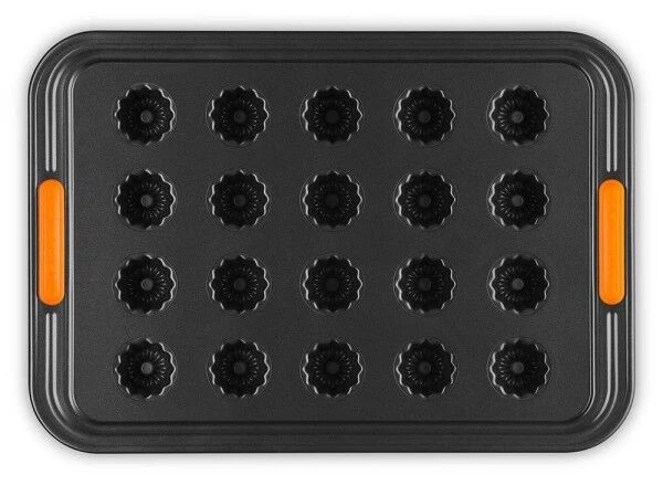 Le Creuset Pâtiliss Bakvorm Voor 20 Mini-cannelés Staal Zwart 4 Le Creuset Pâtiliss Bakvorm Voor 20 Mini-cannelés Staal Zwart - Afbeelding 2